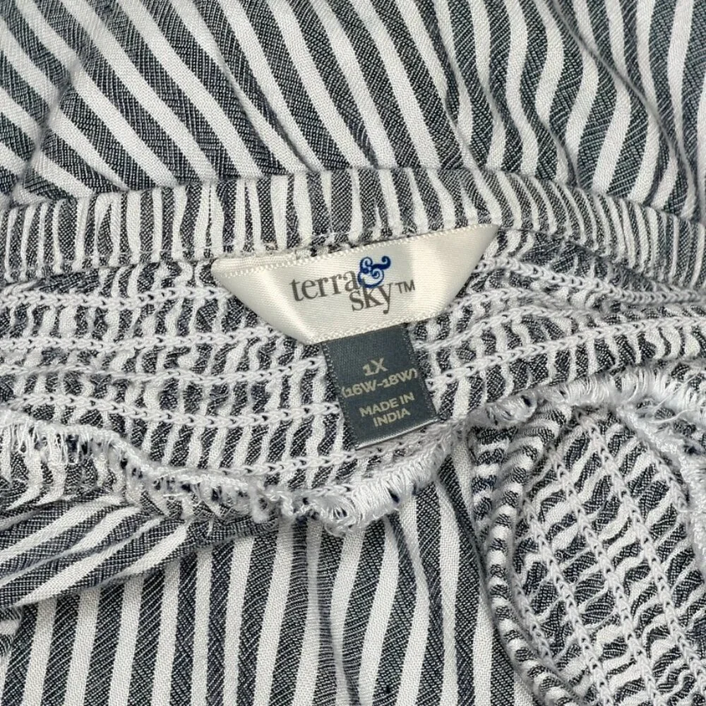 Terra & Sky Striped Off-the-Shoulder Smocked Boho Blouse - 1XL - Picture 7 of 9